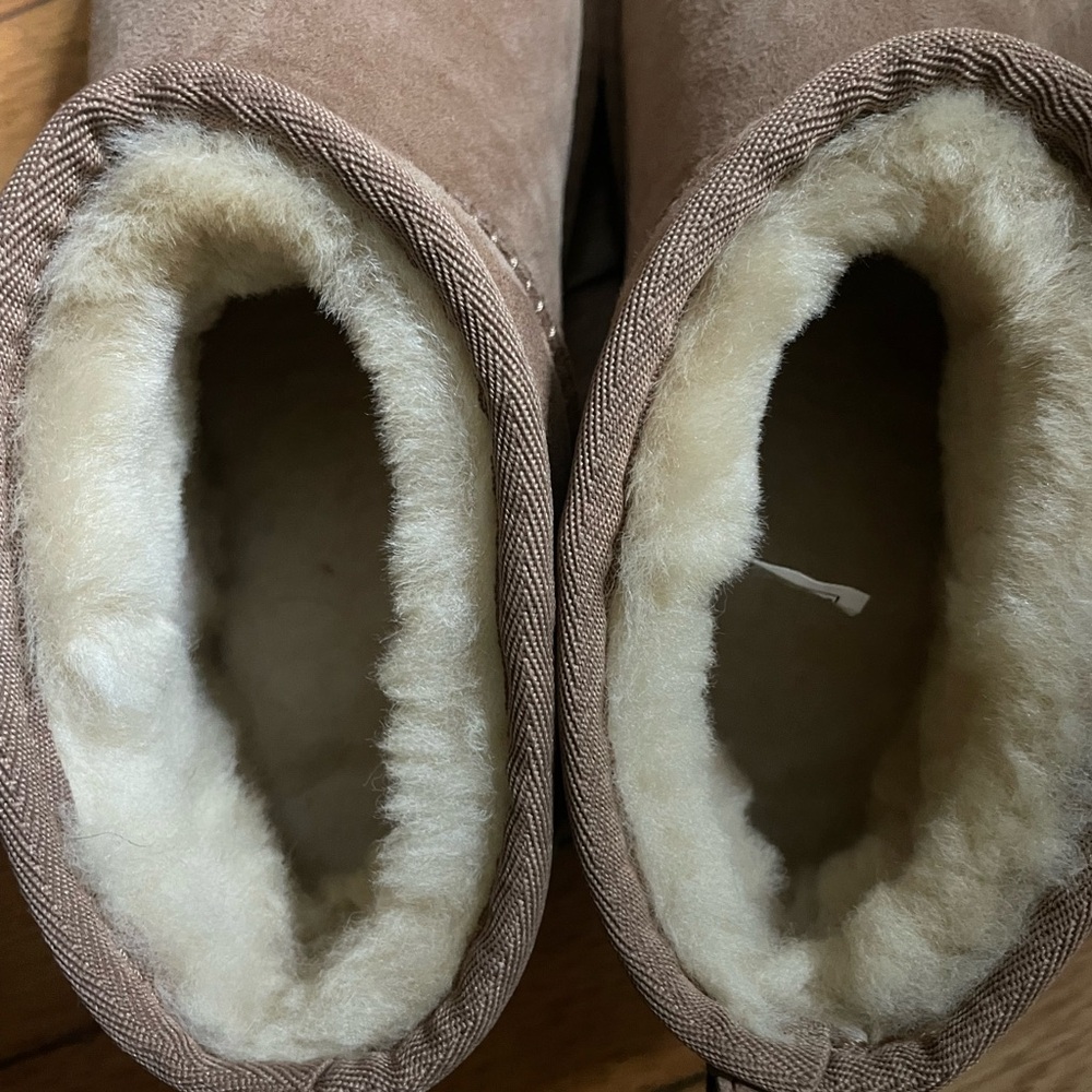 UGG ultra mini new - Picture 3 of 4